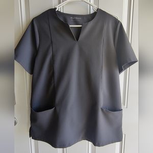 Mandala scrub set in grey Lge Top, Med Petite Bottom